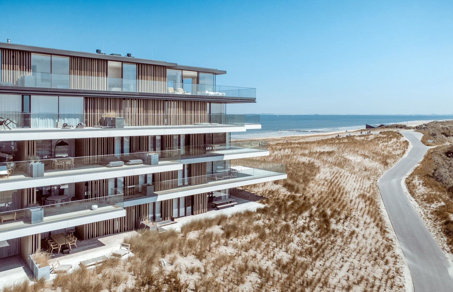 Edificio en la playa